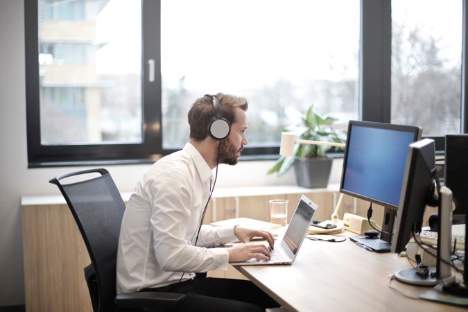 Businessman Working Support At Office Photo
