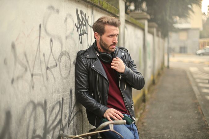 Man Wearing Black Full-zip Biker Jacket Photo