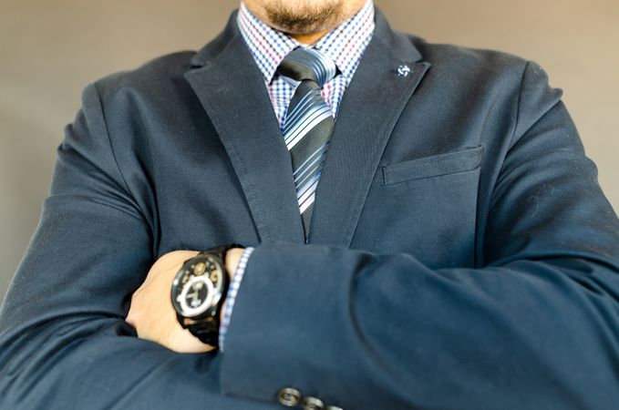Man Wearing Suit And Waiting Photo