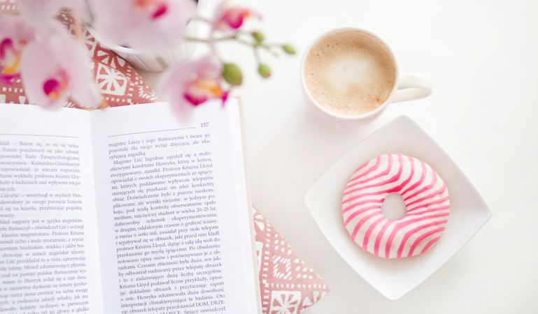 Readers Desk Photo