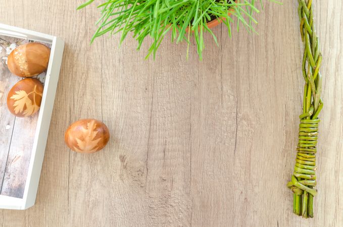 Three Decorated Eggs And Plant And Chain Photo