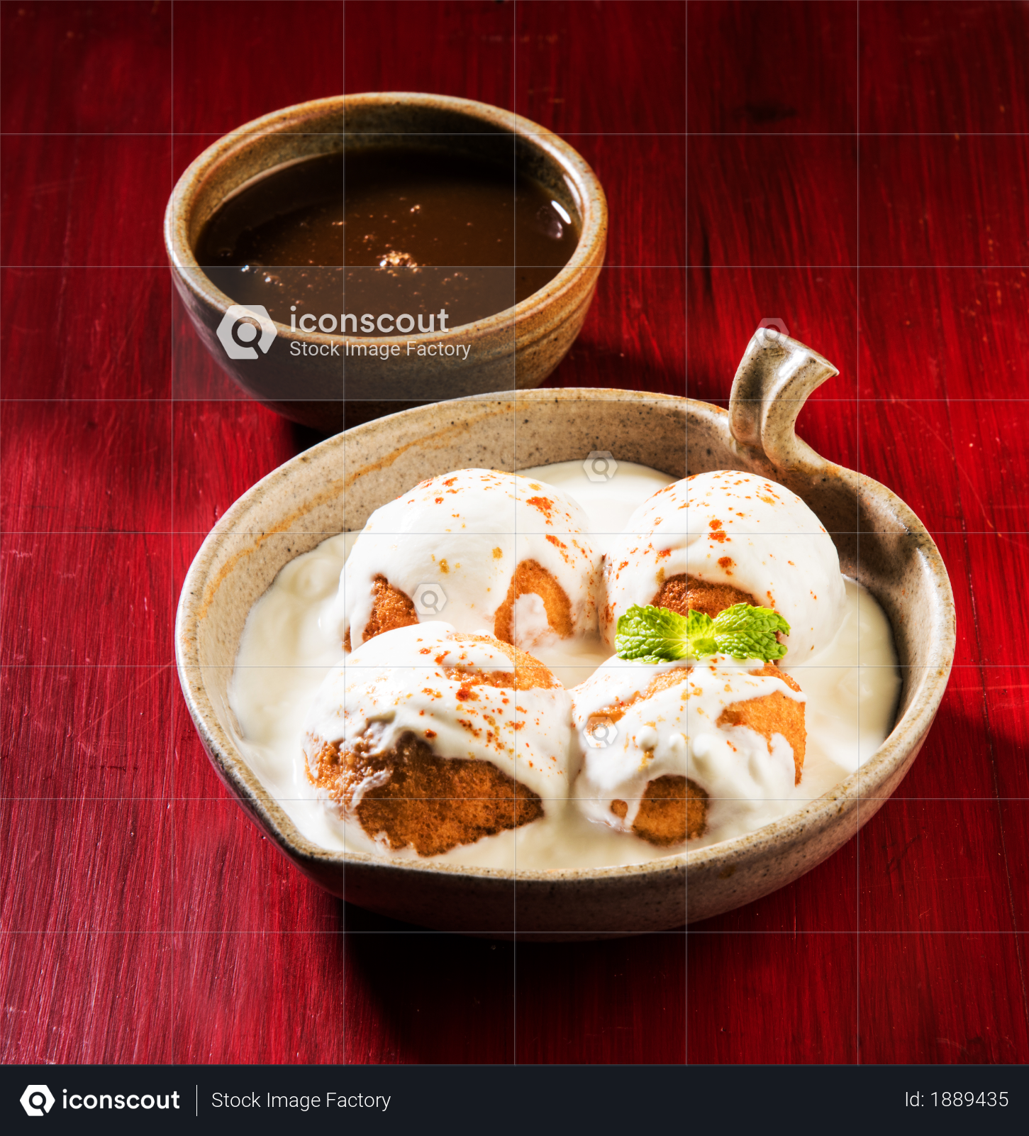 premium indian testy food dahi vada served in bowl with chutney photo download in png jpg format premium indian testy food dahi vada served in bowl with chutney photo download in png jpg format