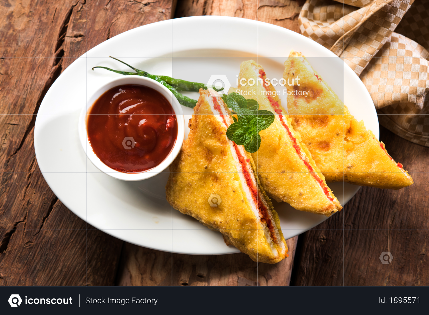 premium triangle shape bread pakora or pakoda as indian testy and delicious food photo download in png jpg format iconscout