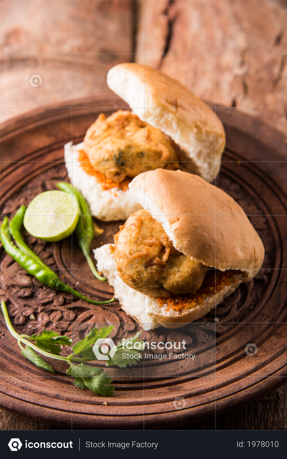 premium vada pav is an indian street food served with tomato ketchup green chili and onion over a colorful background photo download in png jpg format premium vada pav is an indian street food served with tomato ketchup green chili and onion over a colorful background photo download in png jpg