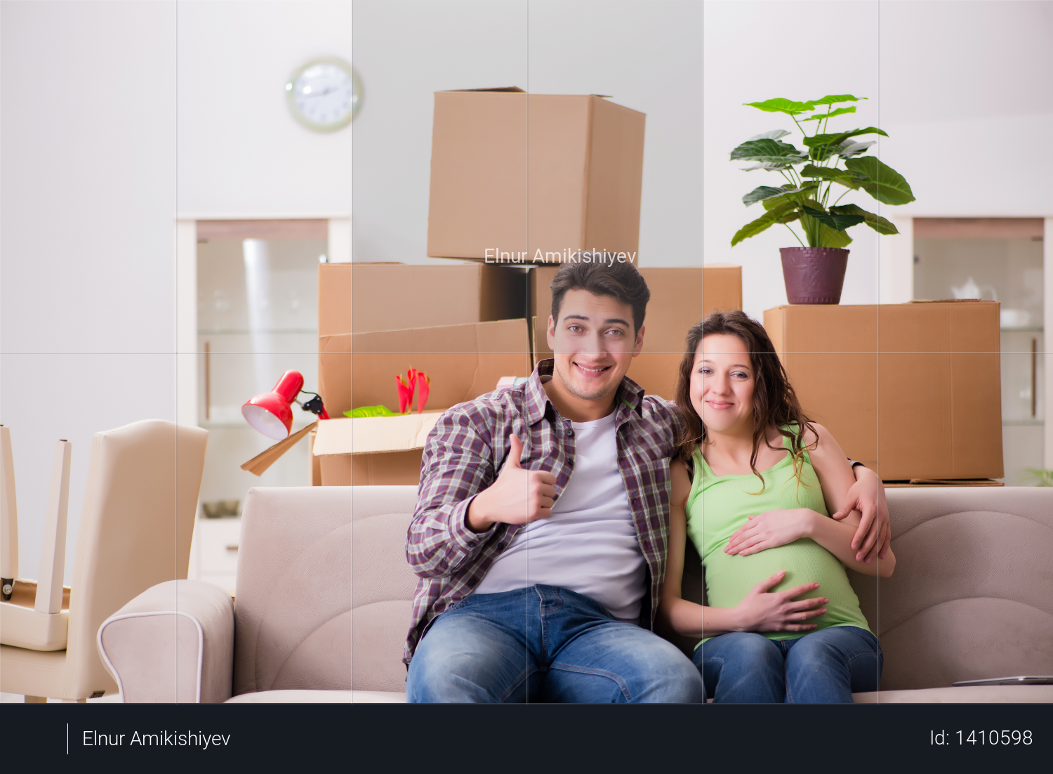 Young couple of man and pregnant wife expecting baby Photo