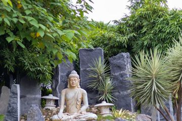Download Premium Japanese Garden Statues And Natural Objects Photo